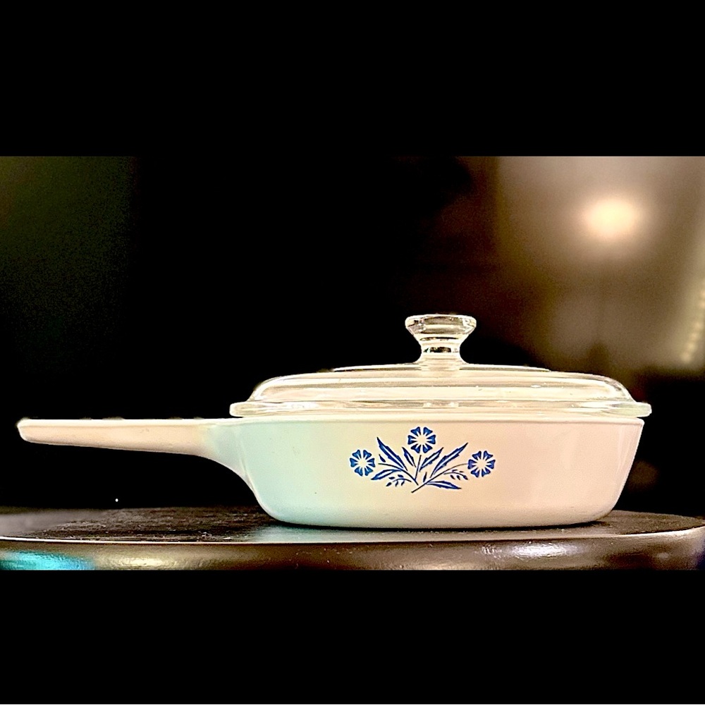 CorningWare Blue Cornflower Menuette Skillet Pan P-83-B with Lid P83C